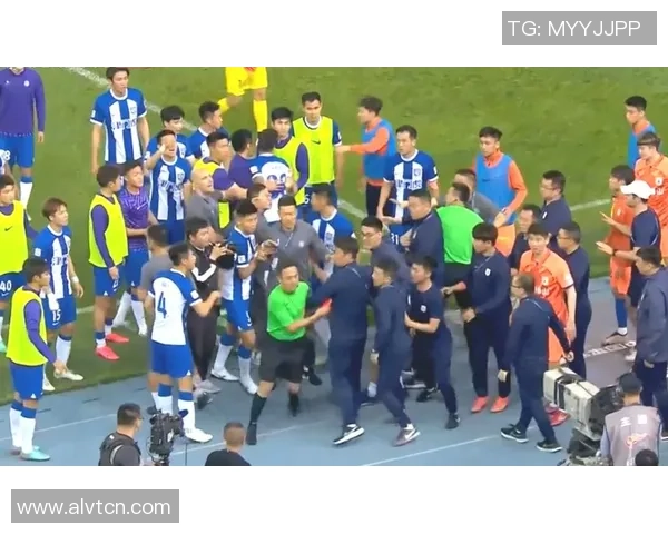 阿根廷与巴西在新加坡的精彩对决引发球迷热议与期待